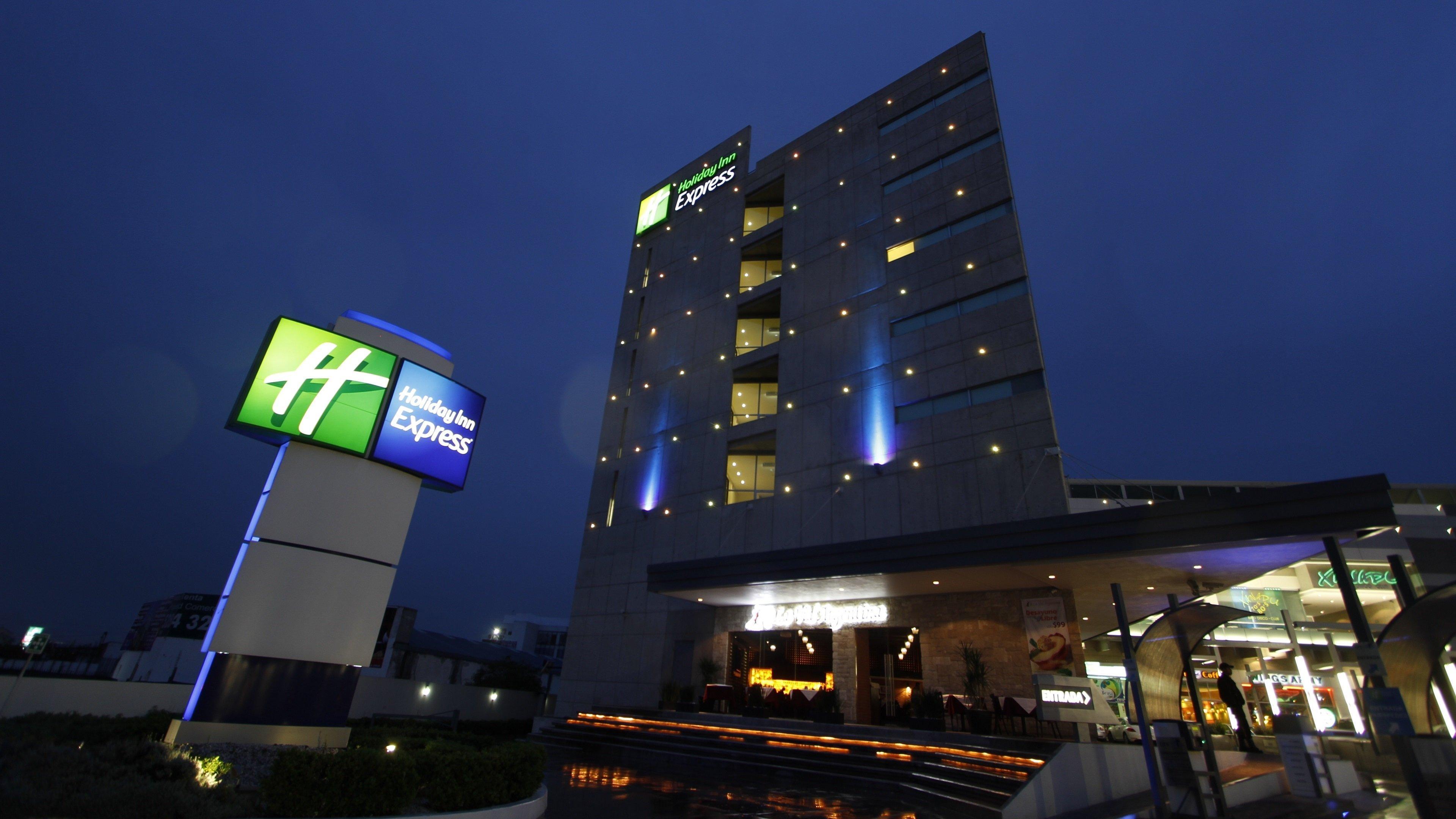 Holiday Inn Express Toluca Galerias Metepec By Ihg Eksteriør bilde